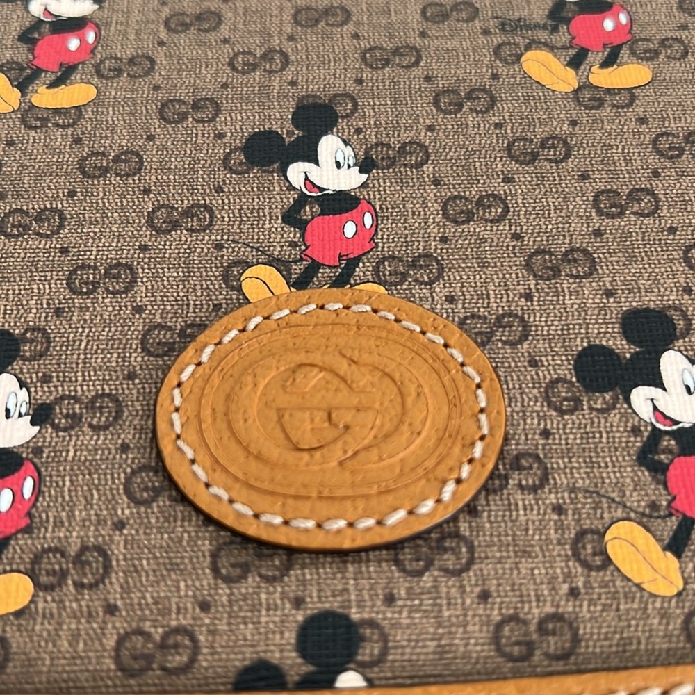 🏰Gucci🏰 x Disney Vintage GG Supreme Monogram Mickey Mouse Shoulder Bag - Picture 6 of 16
